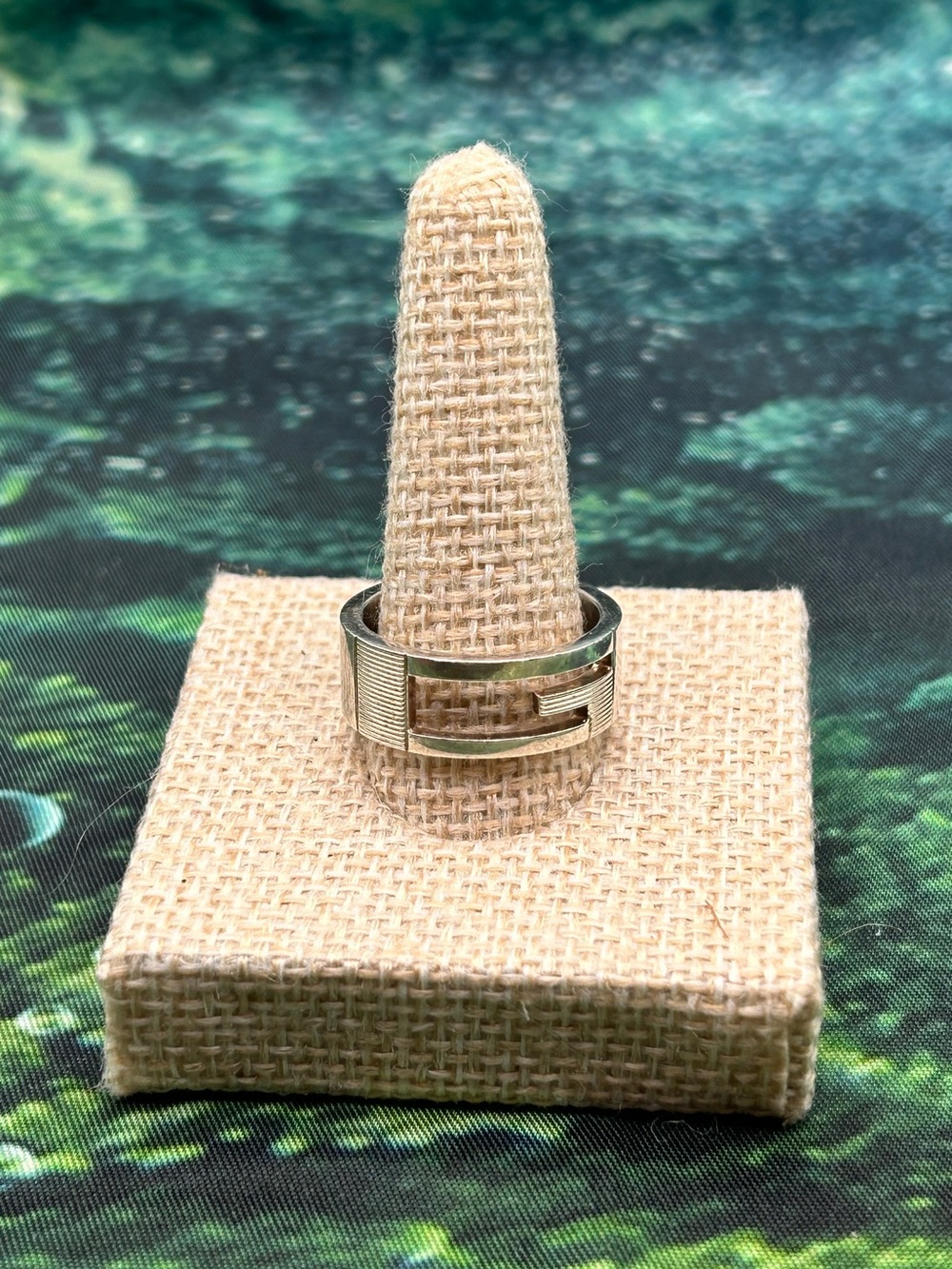 Authentic Gucci Cutout G Logo Band Ring - 925 Sterling Silver Size 7.5 - 8
